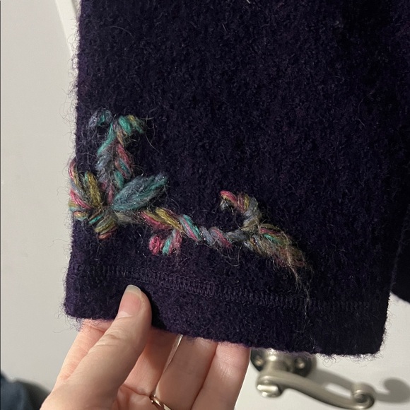 Coldwater creek Vintage 100%Wool Embroidered Dark Purple Cardigan Sweater - Picture 5 of 8